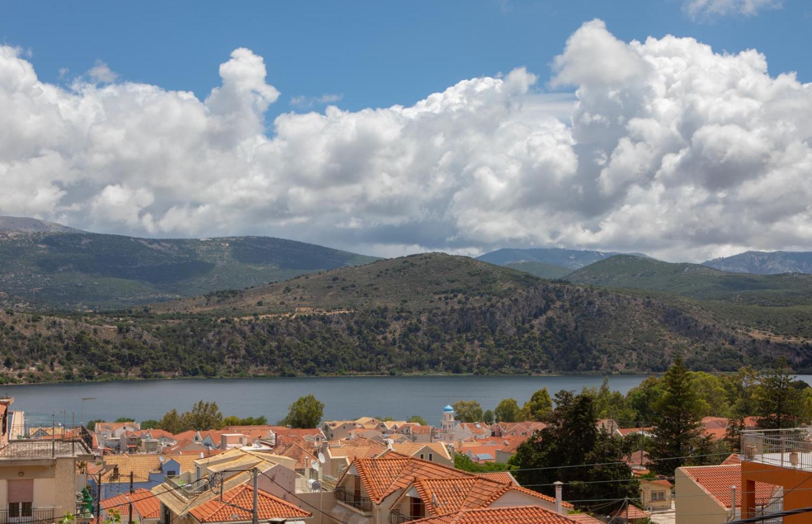 Dina Apartments Argostoli Exterior foto